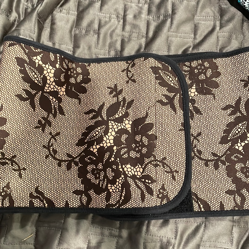 Belly Bandit pregnancy belt